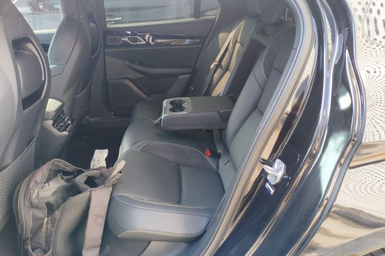 Used Lynk & Co 03 2023 1.5TD DCT JingPro Left Rear Seat