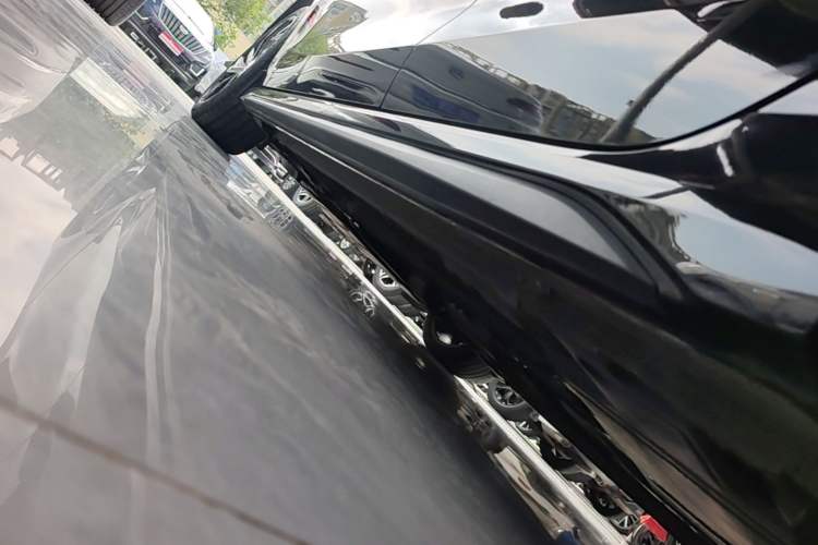 Used Lynk & Co 03 2023 2.0TD DCT JingPlus Left Side Sill