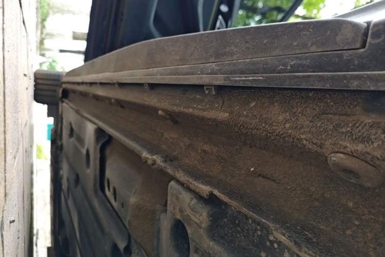 Used Lynk & Co 03 2023 1.5TD DCT JingPro Left Side Sill