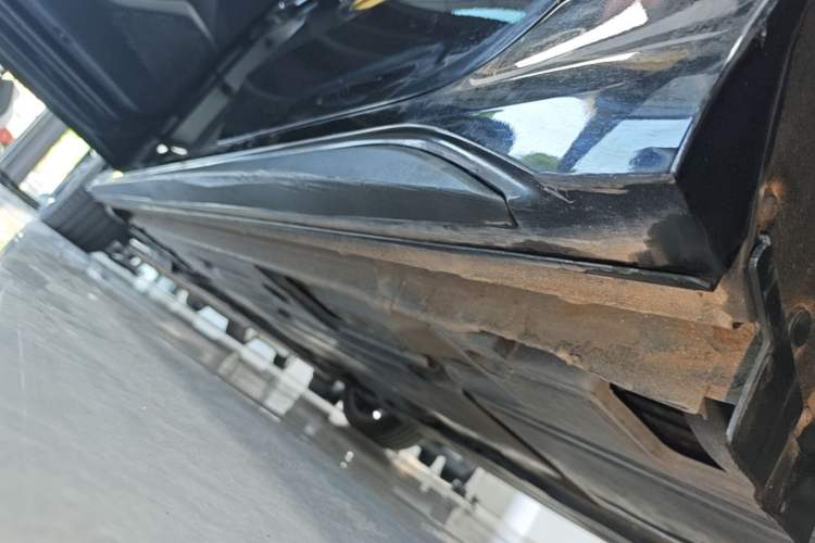 Used Lynk & Co 03 2023 1.5TD DCT JingPro Left Side Sill