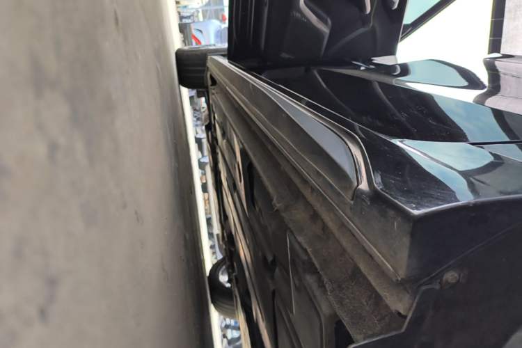 Used Lynk & Co 03 2023 2.0TD DCT JingPro Left Side Sill