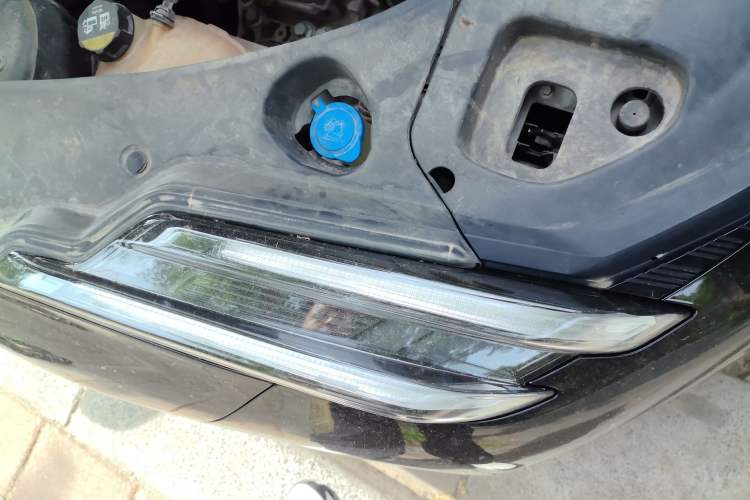 Used Lynk & Co 03 2023 1.5TD DCT JingPlus Right Front Headlight