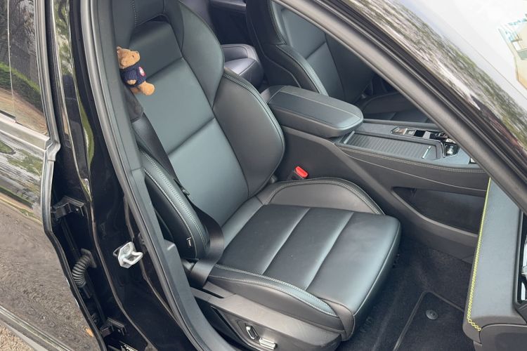 Used Lynk & Co 03 2023 1.5TD DCT JingPlus Right Front Seat