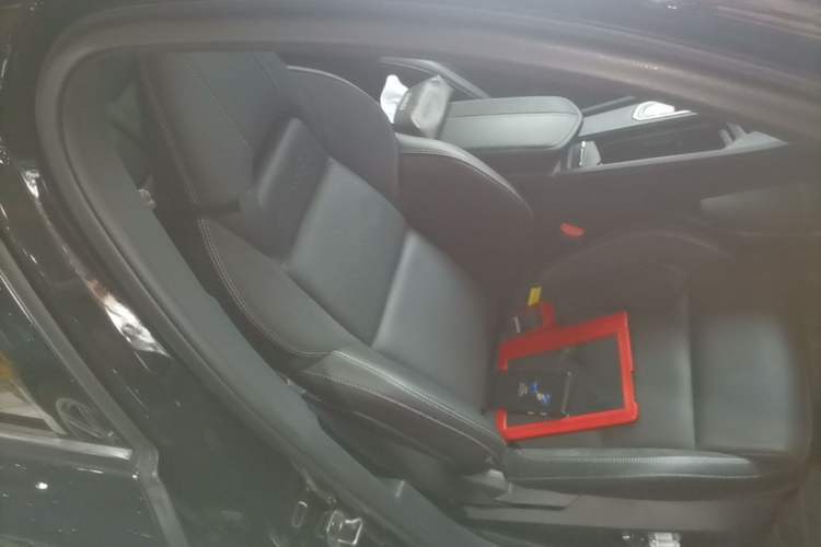 Used Lynk & Co 03 2023 1.5TD DCT JingPro Right Front Seat