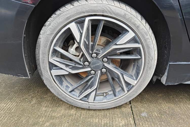 Used Lynk & Co 03 2023 1.5T EM-F AM Right Rear Wheel Hub