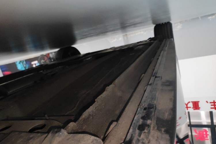 Used Lynk & Co 03 2023 1.5TD DCT JingPlus Right Side Sill
