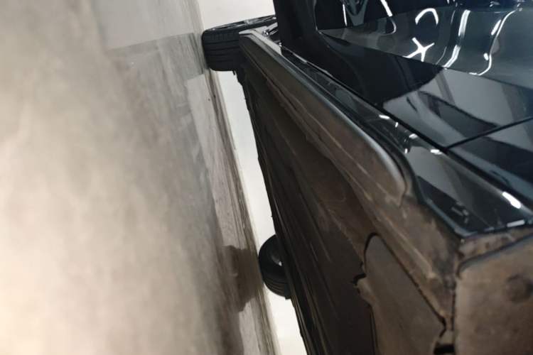 Used Lynk & Co 03 2023 2.0TD DCT JingPro Right Side Sill