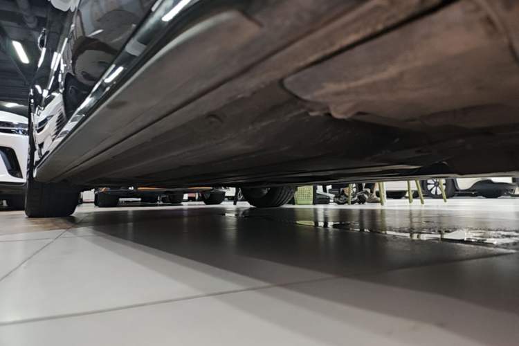 Used Lynk & Co 03 2023 2.0TD DCT H-Power Halo Right Side Sill