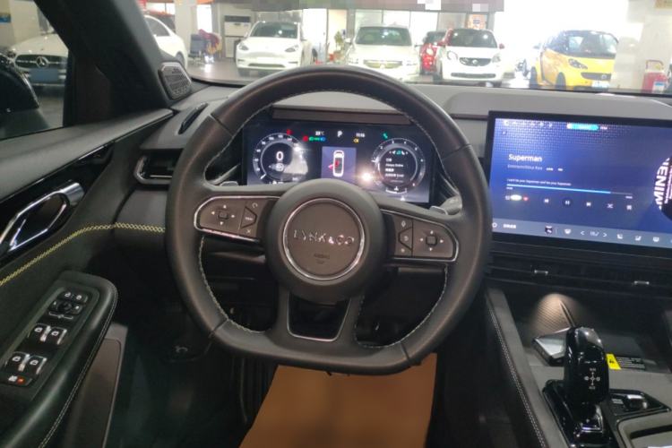 Used Lynk & Co 03 2023 2.0TD DCT JingPro Steering Wheel