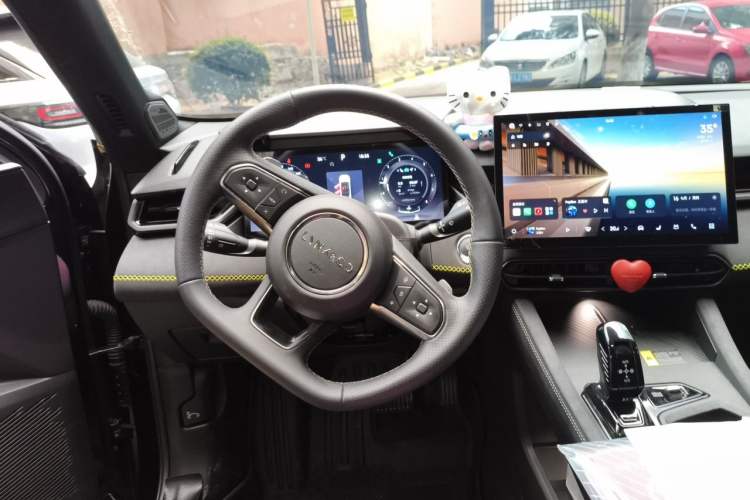 Used Lynk & Co 03 2023 1.5TD DCT JingPro Steering Wheel