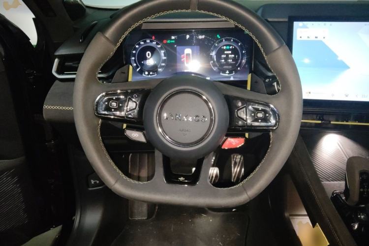 Used Lynk & Co 03 2023 03+ 2.0TD Automatic Yufeng Edition Steering Wheel