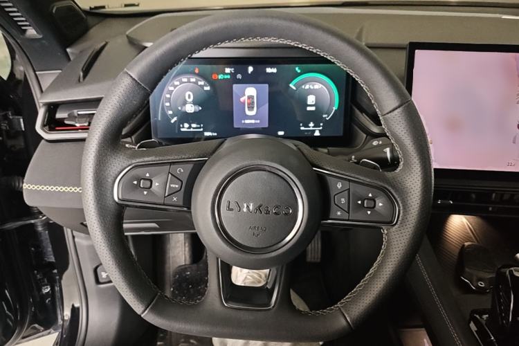 Used Lynk & Co 03 2023 1.5TD DCT JingPro Steering Wheel
