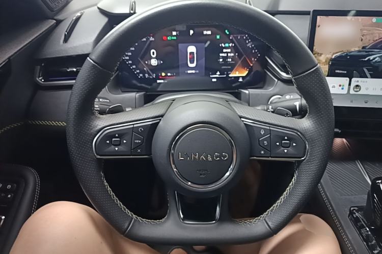 Used Lynk & Co 03 2023 2.0TD DCT JingPro Steering Wheel