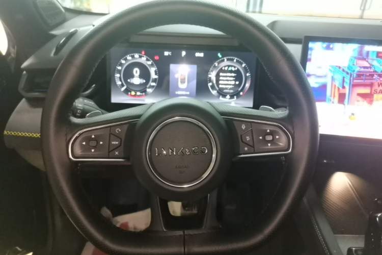 Used Lynk & Co 03 2023 2.0TD DCT JingPro Steering Wheel