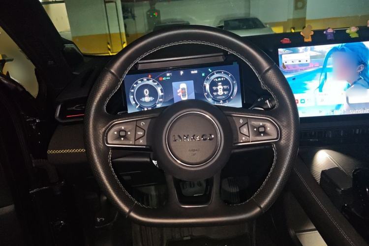 Used Lynk & Co 03 2023 2.0TD DCT JingPro Steering Wheel
