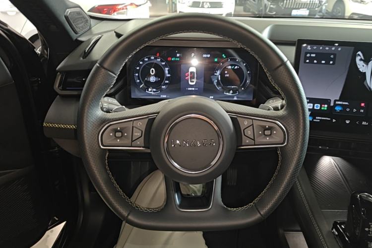 Used Lynk & Co 03 2023 1.5TD DCT JingPro Steering Wheel