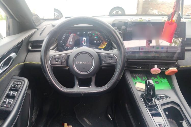 Used Lynk & Co 03 2023 2.0TD DCT H-Power Halo Steering Wheel