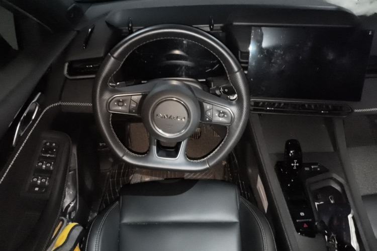 Used Lynk & Co 03 2023 1.5TD DCT JingPlus Steering Wheel