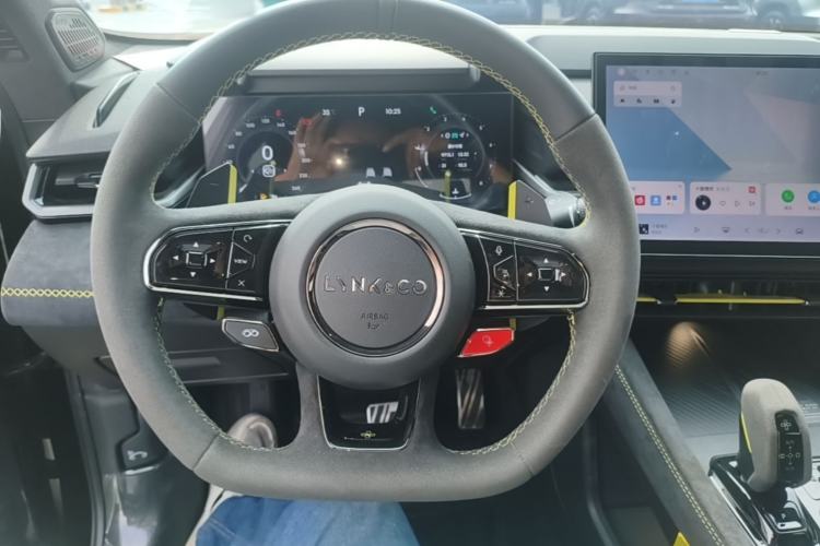Used Lynk & Co 03 2023 03+ 2.0TD Automatic Yufeng Edition Steering Wheel
