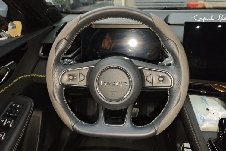 Used Lynk & Co 03 2023 1.5TD DCT JingPro Steering Wheel