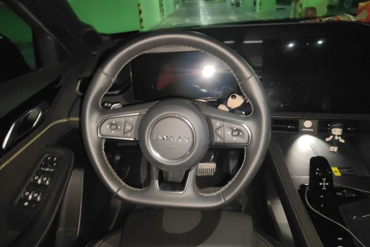 Used Lynk & Co 03 2023 1.5TD DCT JingPro Steering Wheel