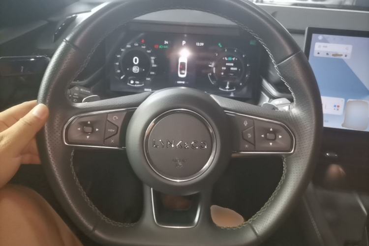 Used Lynk & Co 03 2023 1.5TD DCT JingPro Steering Wheel