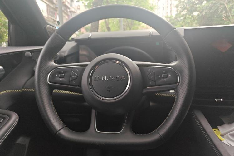 Used Lynk & Co 03 2023 2.0TD DCT JingPro Steering Wheel
