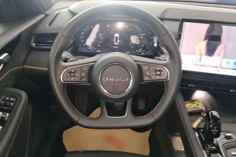 Used Lynk & Co 03 2023 2.0TD DCT JingPro Steering Wheel