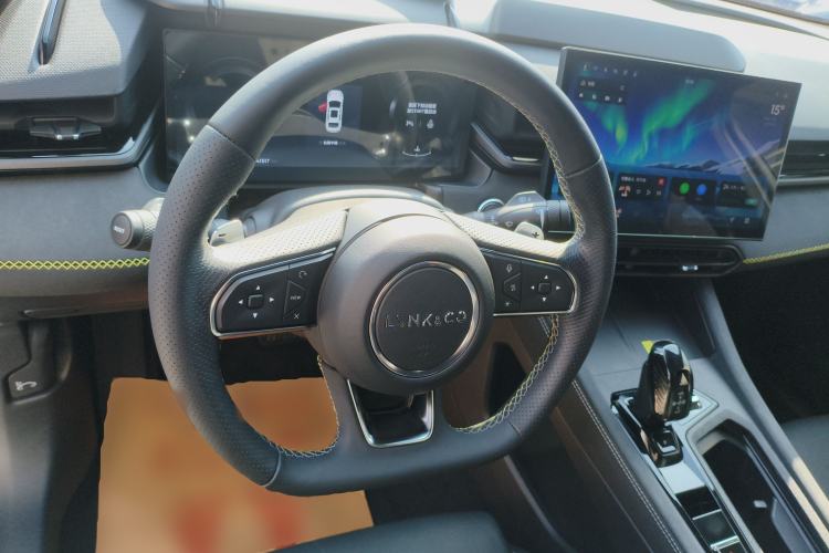 Used Lynk & Co 03 2023 1.5TD DCT JingPro Steering Wheel