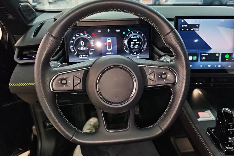 Used Lynk & Co 03 2023 1.5TD DCT JingPro Steering Wheel