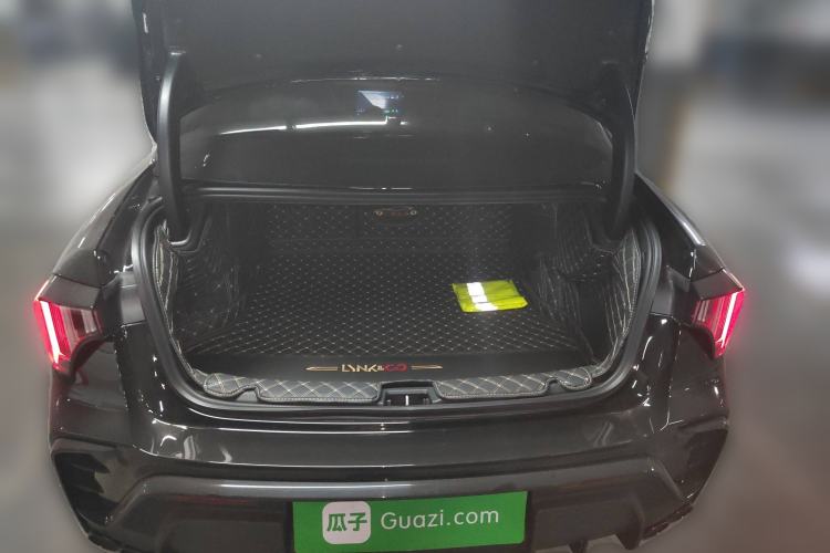 Used Lynk & Co 03 2023 03+ Racing All-Wheel-Drive Version Trunk