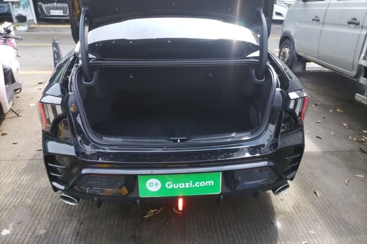 Used Lynk & Co 03 2023 1.5TD DCT JingPro Trunk