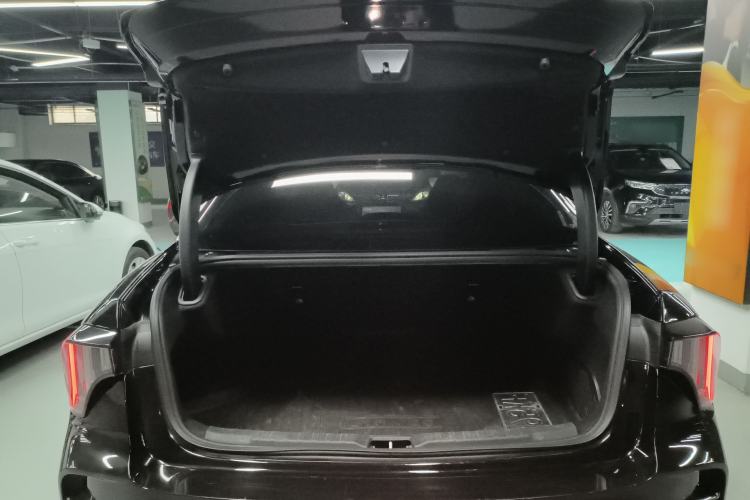 Used Lynk & Co 03 2023 2.0TD DCT JingPro Trunk