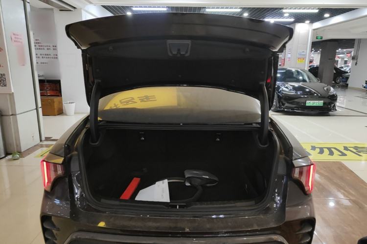 Used Lynk & Co 03 2023 2.0TD DCT JingPro Trunk