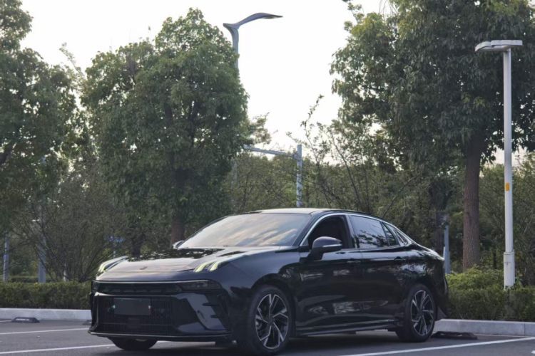 Lynk & Co 03 2023 2.0TD DCT JingPro usado Guazi used car, China used car export, Used car for sale, Used  cars, Cheapest cars for sale