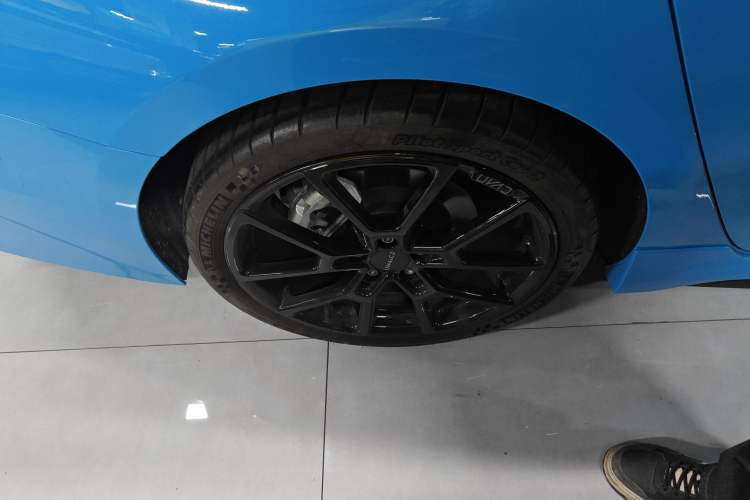 Used Lynk & Co 03 2023 03+ TCR Cyan Front-Wheel-Drive Version Exterior 4