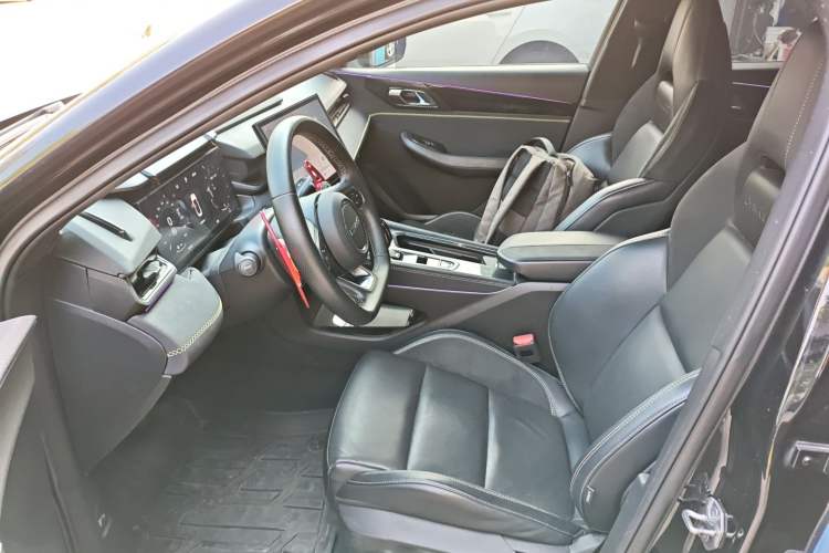 Used Lynk & Co 03 2023 2.0TD DCT H-Power Halo Left Front Seat