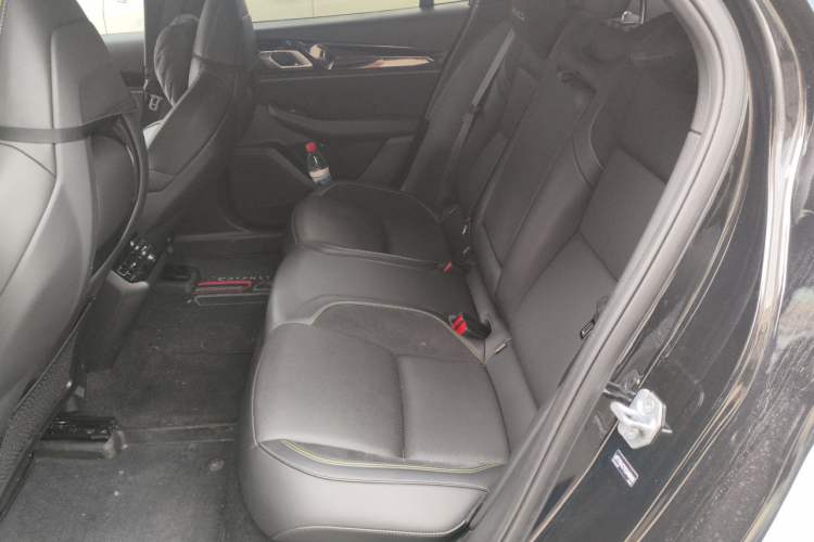 Used Lynk & Co 03 2023 1.5TD DCT JingPro Left Rear Seat