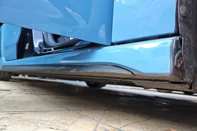 Used Lynk & Co 03 2023 2.0TD DCT H-Power Halo Right Side Sill