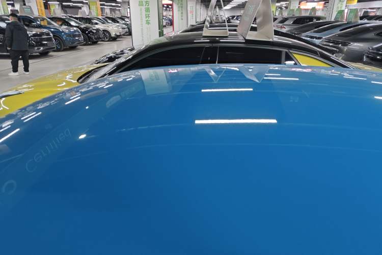 Used Lynk & Co 03 2023 03+ TCR Cyan Front-Wheel-Drive Version Roof