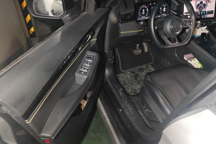 Used Lynk & Co 03 2023 1.5TD DCT JingPlus Driver Seat