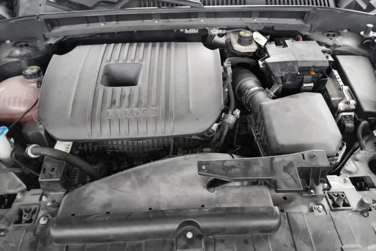 Used Lynk & Co 03 2023 2.0TD DCT JingPro Engine Bay