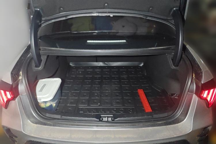 Used Lynk & Co 03 2023 1.5TD DCT JingPlus Trunk