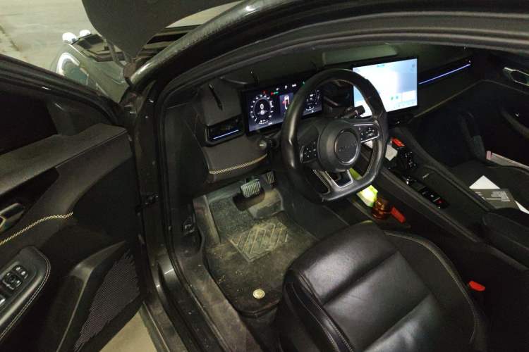 Used Lynk & Co 03 2023 1.5TD DCT JingPro Driver Seat