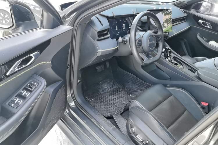 Used Lynk & Co 03 2023 2.0TD DCT H-Power Halo Driver Seat