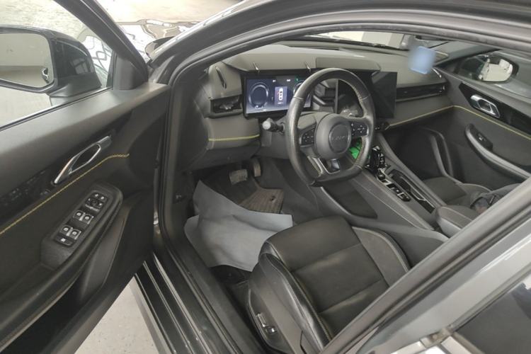 Used Lynk & Co 03 2023 1.5TD DCT JingPro Driver Seat