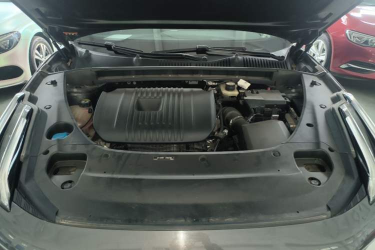 Used Lynk & Co 03 2023 2.0TD DCT JingPro Engine Bay