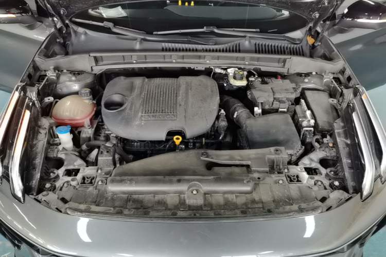Used Lynk & Co 03 2023 1.5TD DCT JingPlus Engine Bay