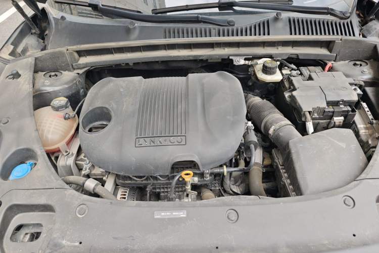 Used Lynk & Co 03 2023 1.5TD DCT JingPro Engine Bay
