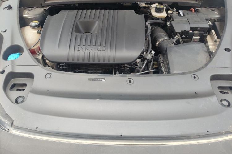 Used Lynk & Co 03 2023 2.0TD DCT JingPro Engine Bay